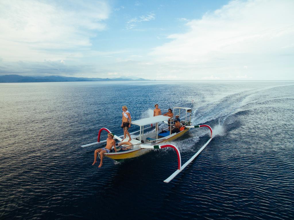 Bersantai Villas Lembongan Island Exterior photo
